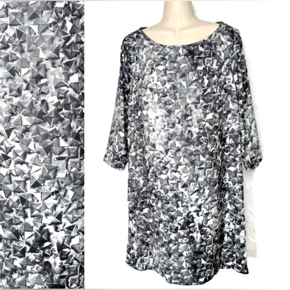 Mango Tunic MNG Monochromatic Abstract
Shift Dress Sz 2